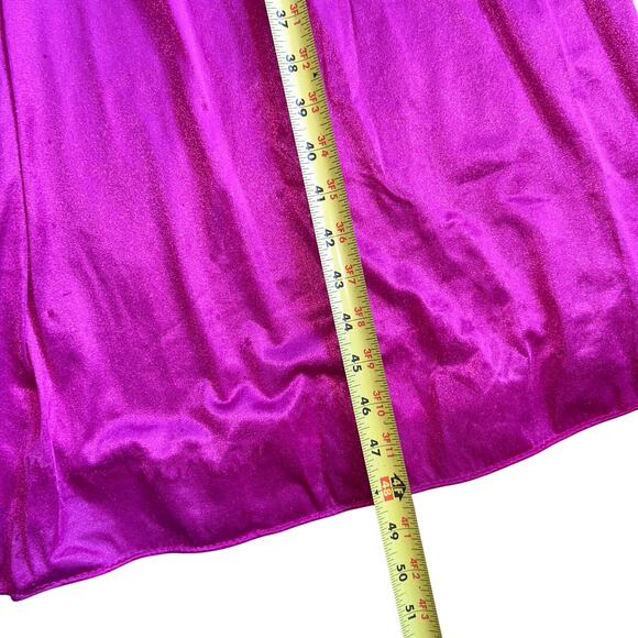 Vintage vanity fair petite 1960s Nylon Nightgown magenta Pink Nightgown M/L - Picture 9 of 10